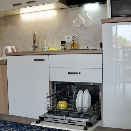 In 3652-3 Appartamento Rovigno